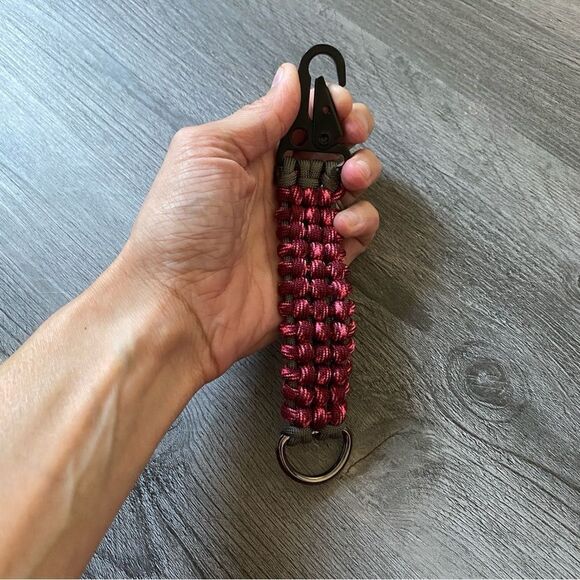 Paracord Keychain Handmade USA NEW Pink Burgundy Gray Black Silver - Picture 4 of 9